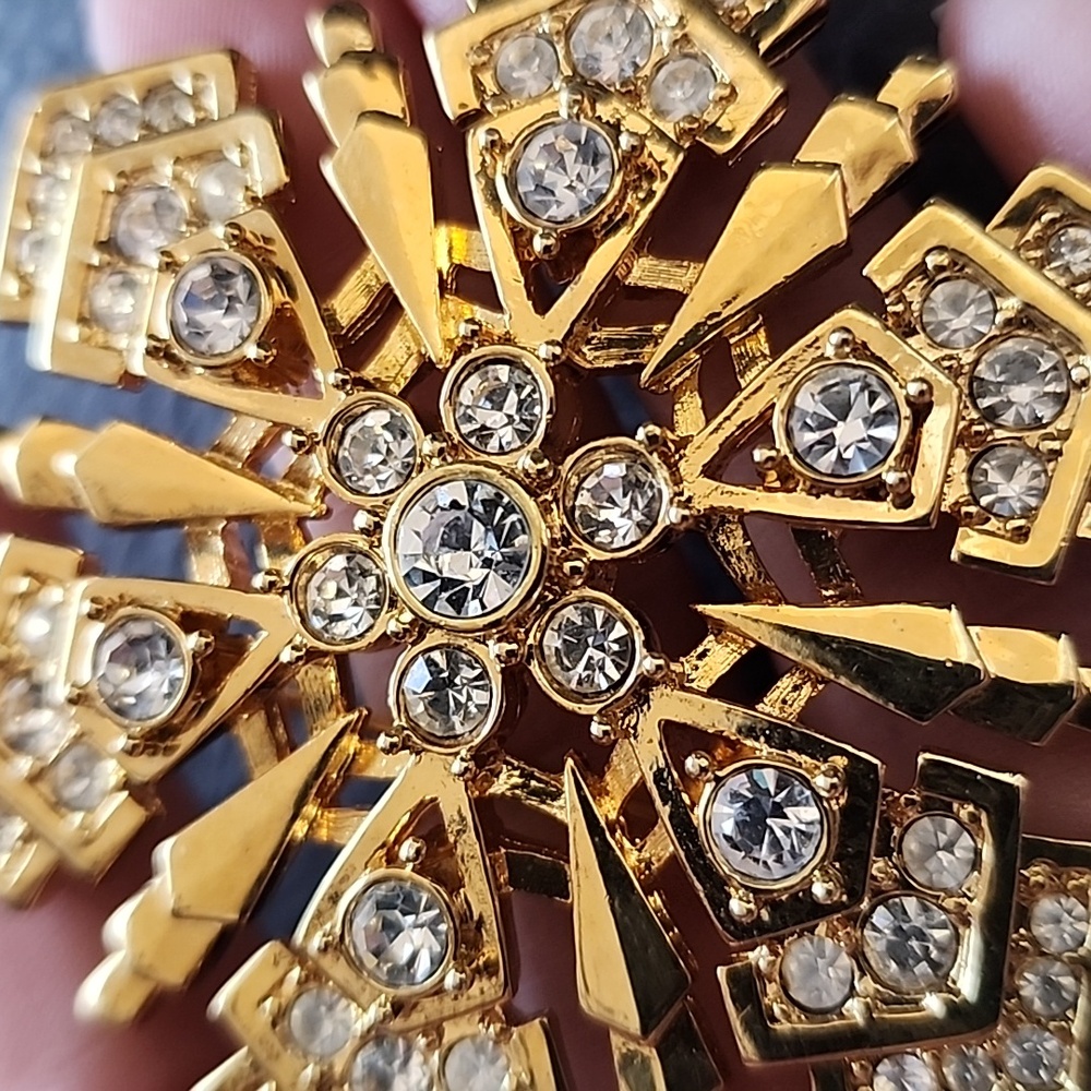VTG Monet Gold Snowflake Brooch